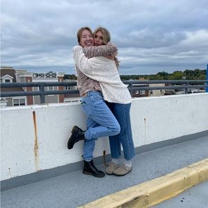 Meet your Posher, Sidney